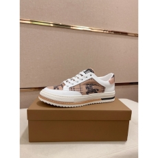 Burberry Sneakers